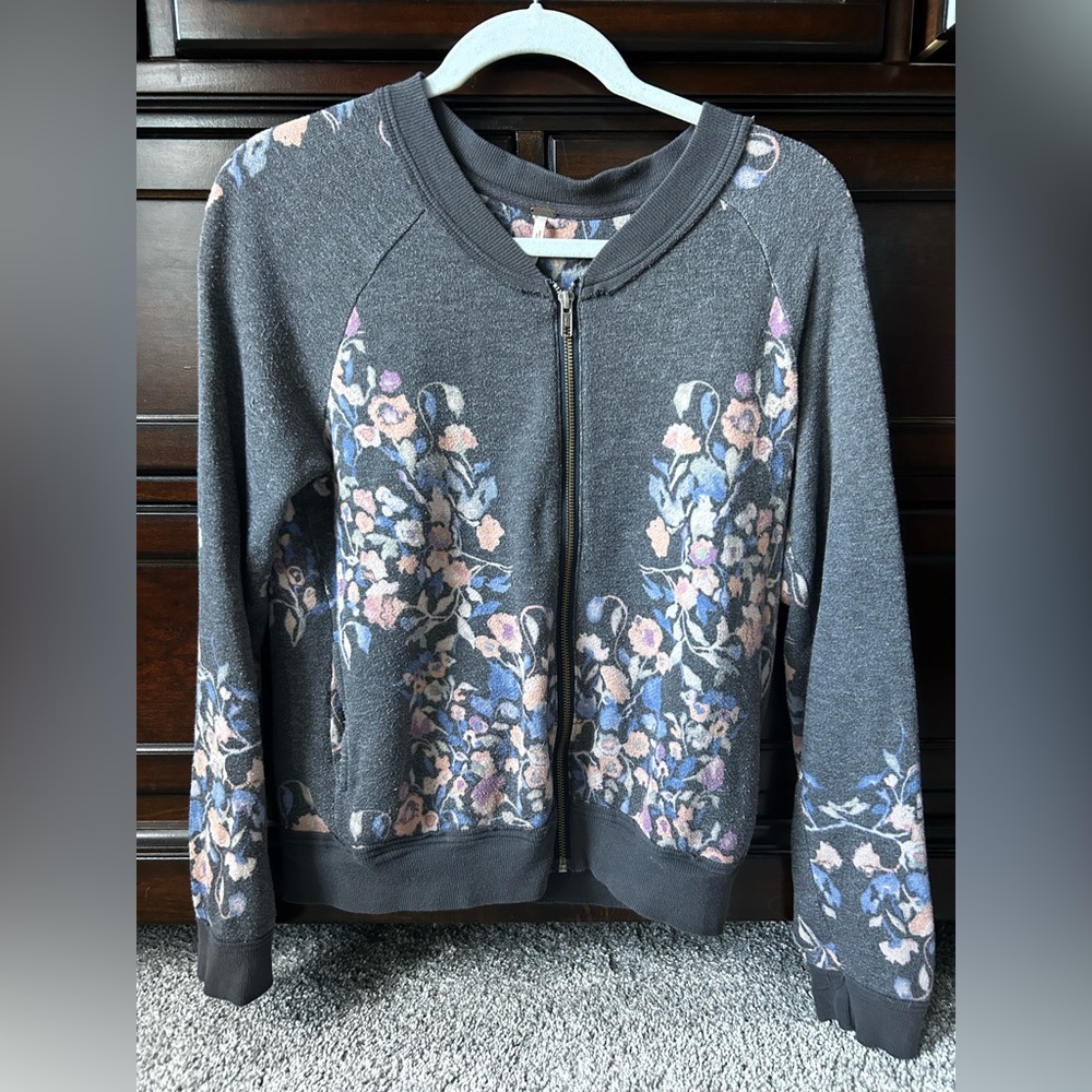 Free people zip sweater/ sweatshirt